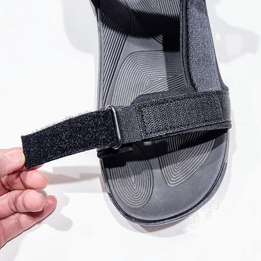 G. H. Bass Trek Sporty Sandal Black Men's Size 13 Water Shoes Adjustable New